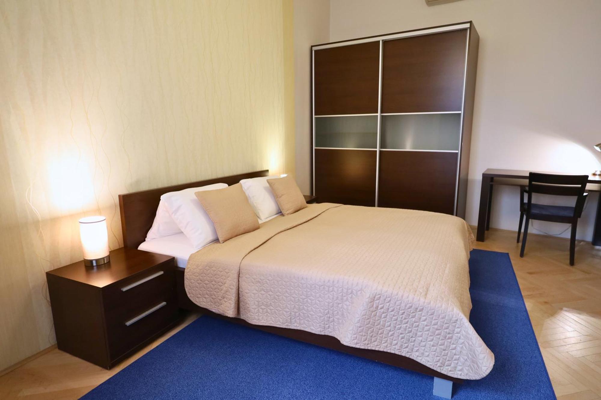 Aparthotel Rezidence Ostrovní Praga Exterior foto